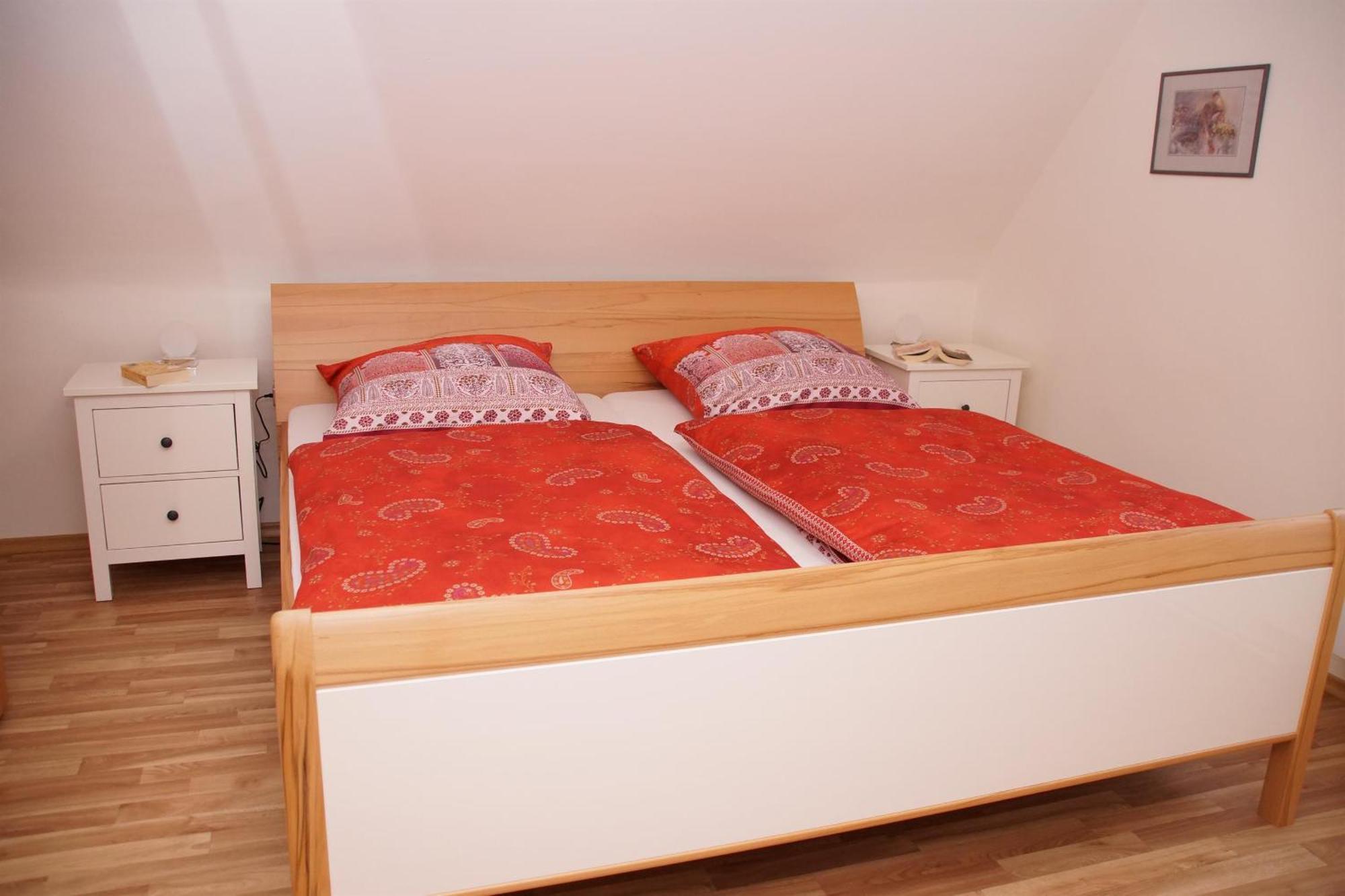Stahler'S "Auszeit An Der Weinstrasse" Apartment Ландау ин дер Пфалц Екстериор снимка