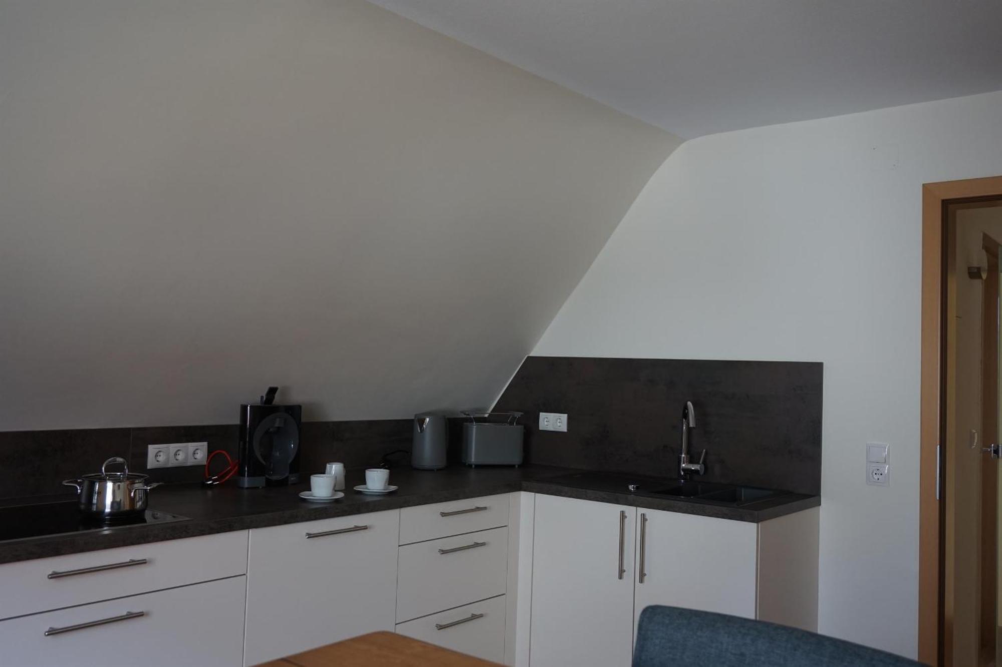 Stahler'S "Auszeit An Der Weinstrasse" Apartment Ландау ин дер Пфалц Екстериор снимка
